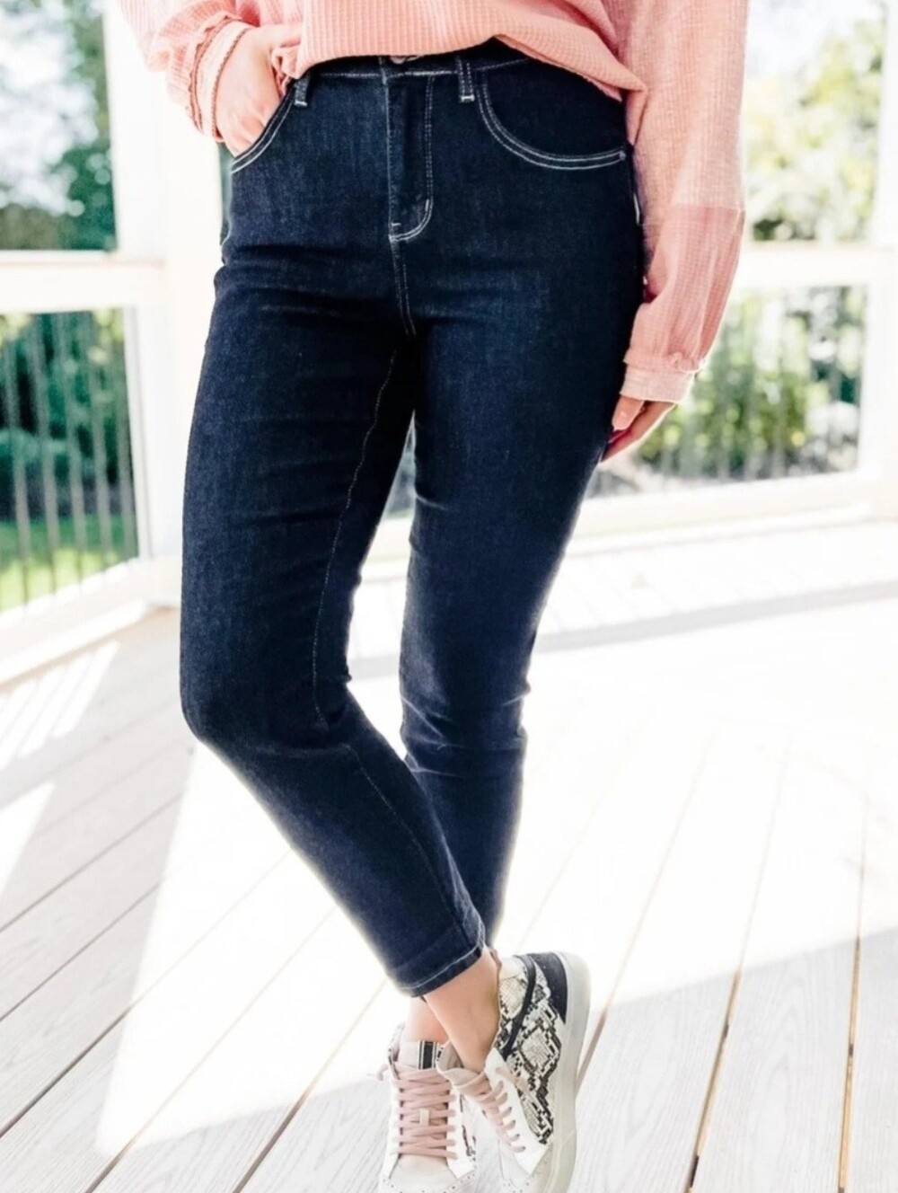 NWT Judy Blue Mom jeans in dark wash size 13/31